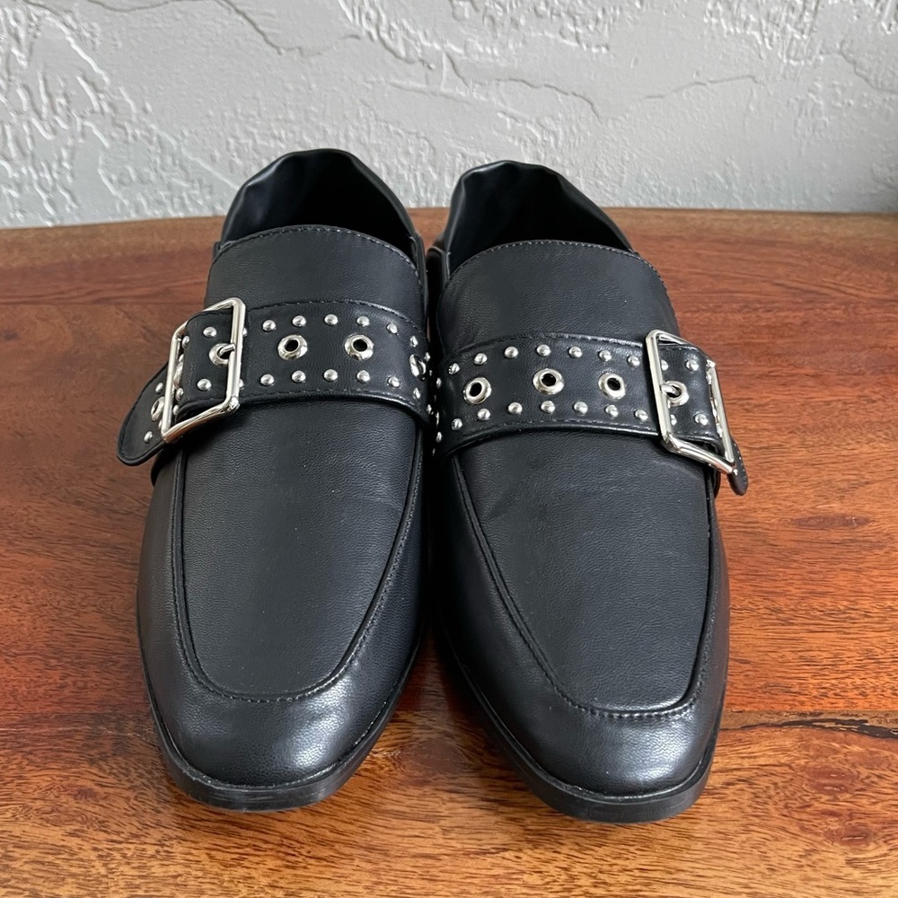 Vintage Havana  Slip-On/ Loafer in Black with Silver Handwear‎ Size: 8 - Picture 10 of 10